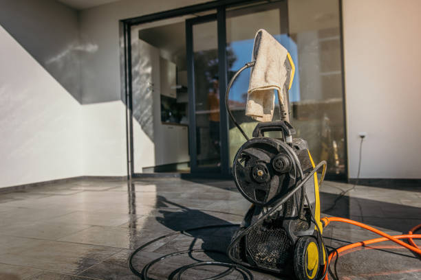 Best Pool Deck Cleaning  in Shafer, MN